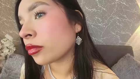 Snapshot of mia_roux13 chatting on 03/01/25, 07:04 Mia Roux online show from 03/01/25, 07:04