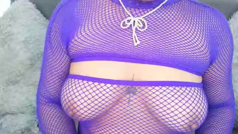 Snapshot of mia_roux13 chatting on 10/10/25, 07:24 Mia Roux online show from 10/10/25, 07:24