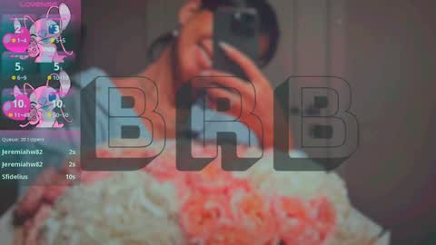 Mia online show from 02/01/25, 12:47