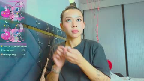 Mia online show from 02/02/25, 11:30