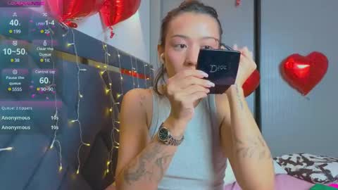 Mia online show from 02/14/25, 12:36