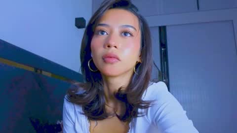 Mia online show from 09/21/25, 01:35