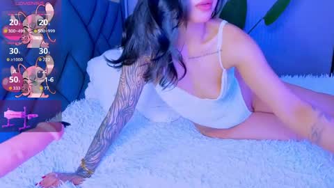 Mia online show from 04/24/26, 05:59