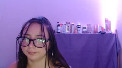 Snapshot of mia_smithl chatting on 01/26/25, 03:27 mia_smithl online show from 01/26/25, 03:27