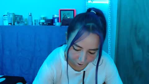 Snapshot of mia_smithl chatting on 03/04/25, 06:37 mia_smithl online show from 03/04/25, 06:37