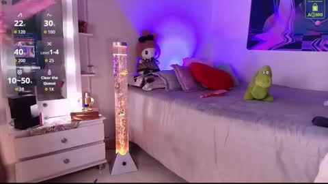 Snapshot of mia_starss chatting on 03/07/26, 03:47 Mia online show from 03/07/26, 03:47