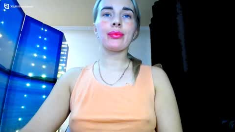 Snapshot of mia_sunnyy chatting on 01/19/25, 08:30 Mia. online show from 01/19/25, 08:30