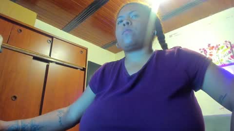 Snapshot of mia_thonson_ chatting on 01/22/25, 02:04 Mia MODELO SCORE online show from 01/22/25, 02:04