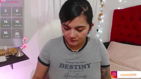 Mia  online show from 09/17/25, 02:02