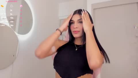 Snapshot of mia_yourmommy chatting on 02/10/25, 10:09     online show from 02/10/25, 10:09