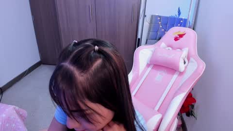 Snapshot of miaa_06 chatting on 01/09/25, 11:45 mia  nicolle online show from 01/09/25, 11:45