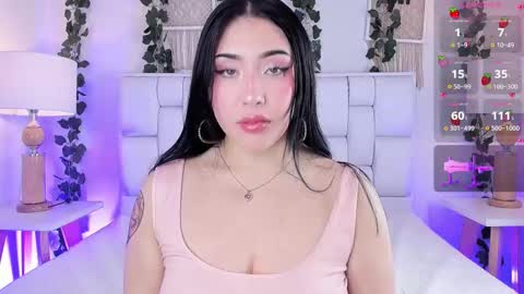 Mia online show from 10/25/25, 12:02