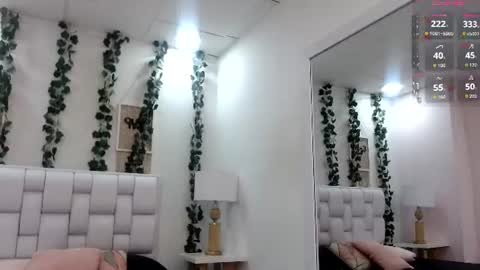 Mia online show from 06/20/26, 11:24