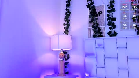 Mia online show from 06/24/26, 11:31