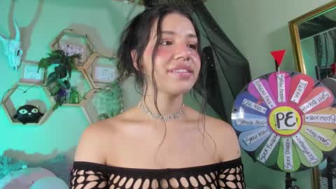 Snapshot of miaa_rose__ chatting on 02/11/25, 06:19 Miaa online show from 02/11/25, 06:19