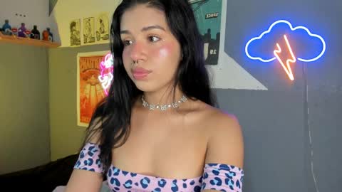 Snapshot of miaa_rose__ chatting on 02/12/25, 12:27 Miaa online show from 02/12/25, 12:27