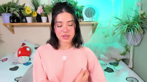 Snapshot of miaa_rose__ chatting on 09/30/25, 08:03 Miaa online show from 09/30/25, 08:03