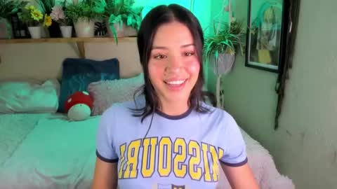 Snapshot of miaa_rose__ chatting on 11/25/25, 08:31 Miaa online show from 11/25/25, 08:31