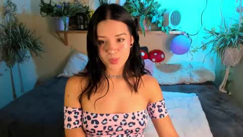 Snapshot of miaa_rose__ chatting on 03/17/26, 06:55 Miaa online show from 03/17/26, 06:55