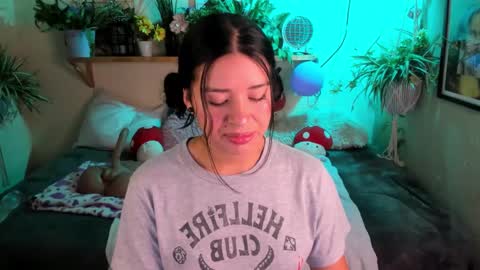 Snapshot of miaa_rose__ chatting on 03/24/26, 04:12 Miaa online show from 03/24/26, 04:12