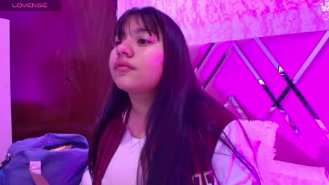 Snapshot of miaa_smiith1 chatting on 01/23/25, 12:19 miaa_smiith1 online show from 01/23/25, 12:19