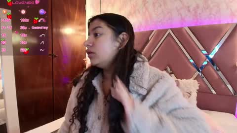 Snapshot of miaa_smiith1 chatting on 01/27/25, 12:05 miaa_smiith1 online show from 01/27/25, 12:05