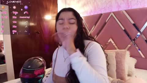 Snapshot of miaa_smiith1 chatting on 02/22/25, 12:08 miaa_smiith1 online show from 02/22/25, 12:08