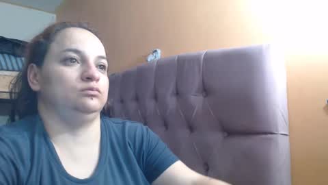 Snapshot of miaabrownn chatting on 12/26/24, 06:41 MIA online show from 12/26/24, 06:41