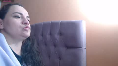 Snapshot of miaabrownn chatting on 01/05/25, 06:13 MIA online show from 01/05/25, 06:13