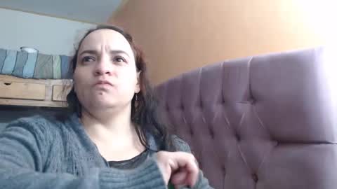 Snapshot of miaabrownn chatting on 01/05/25, 11:44 MIA online show from 01/05/25, 11:44