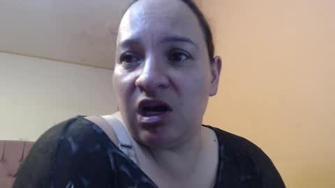 Snapshot of miaabrownn chatting on 02/11/25, 06:44 MIA online show from 02/11/25, 06:44