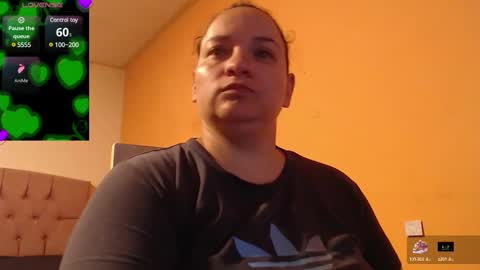 Snapshot of miaabrownn chatting on 03/04/25, 06:50 MIA online show from 03/04/25, 06:50