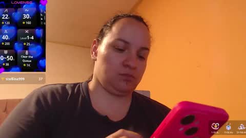 Snapshot of miaabrownn chatting on 03/04/25, 09:54 MIA online show from 03/04/25, 09:54