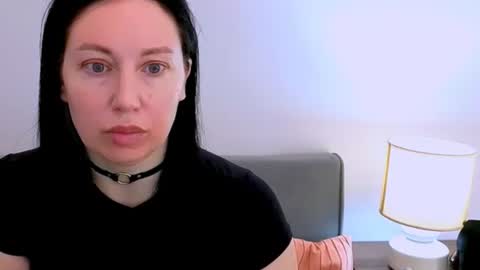 Mia online show from 03/01/26, 07:21