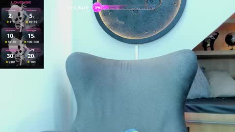 Snapshot of miaamane chatting on 02/19/26, 12:56 Mia online show from 02/19/26, 12:56