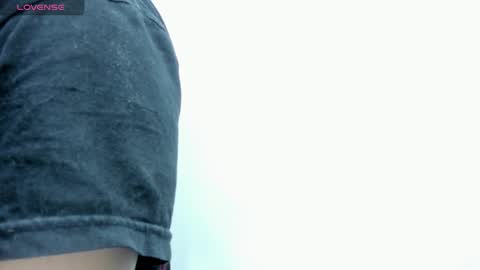 Snapshot of miaamane chatting on 03/13/26, 12:45 Mia online show from 03/13/26, 12:45