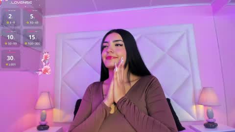 Snapshot of miaasmiith_ chatting on 04/20/26, 11:13 Alexandra online show from 04/20/26, 11:13