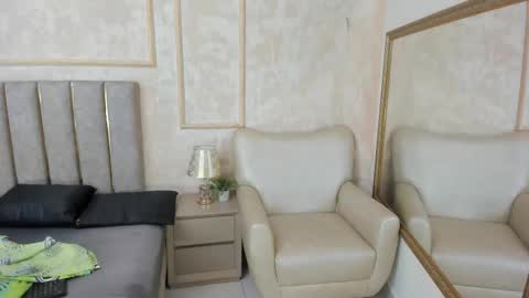 Miaasummer online show from 02/05/26, 11:37