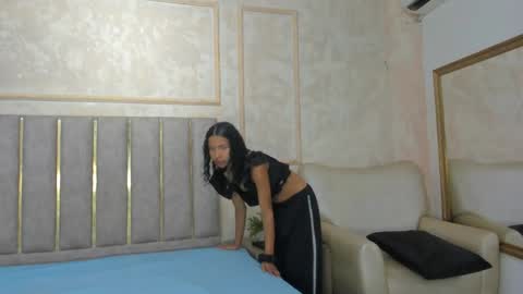 Snapshot of miaasummer chatting on 04/23/26, 11:20 Miaasummer online show from 04/23/26, 11:20