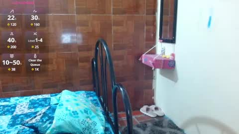 Snapshot of miabrunette23 chatting on 02/12/25, 01:19 MIA online show from 02/12/25, 01:19