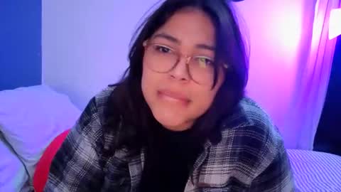 Snapshot of miacanela_xo chatting on 02/19/26, 01:45 Mia online show from 02/19/26, 01:45