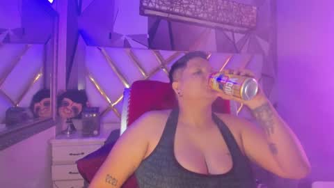 Snapshot of miacapucci1 chatting on 02/22/25, 09:26 online show from 02/22/25, 09:26