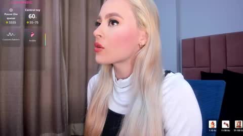 Snapshot of miacarperrlux chatting on 02/26/26, 08:52 MiaCarper online show from 02/26/26, 08:52