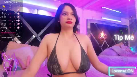 Mia online show from 12/02/25, 01:44