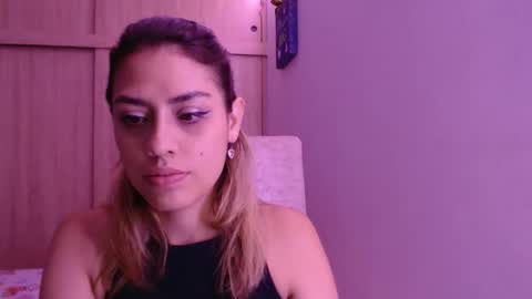 Snapshot of miacollings1 chatting on 01/18/26, 04:27 Miia online show from 01/18/26, 04:27