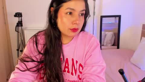 IG Yojanagomez  online show from 06/09/26, 02:01