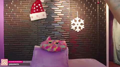 Mia online show from 12/07/24, 04:31