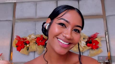 Snapshot of miaebony_ chatting on 12/17/24, 11:16 Call me Mia online show from 12/17/24, 11:16