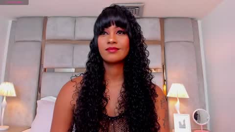 Snapshot of miaebony_ chatting on 01/07/25, 07:59 Call me Mia online show from 01/07/25, 07:59