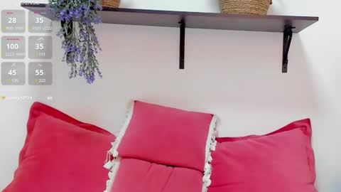 Snapshot of miaebony_ chatting on 01/08/25, 09:44 Call me Mia online show from 01/08/25, 09:44